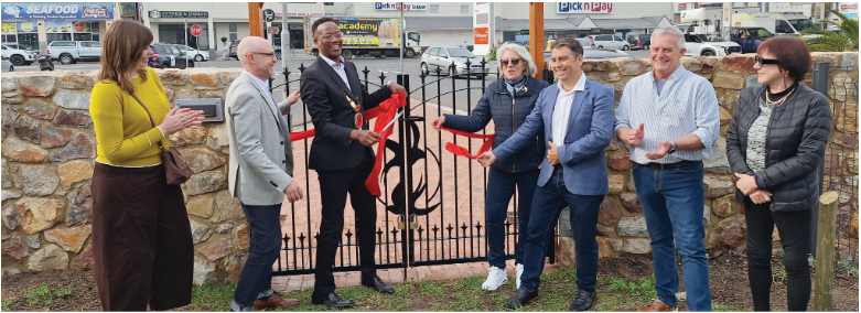 Swallow Park opens